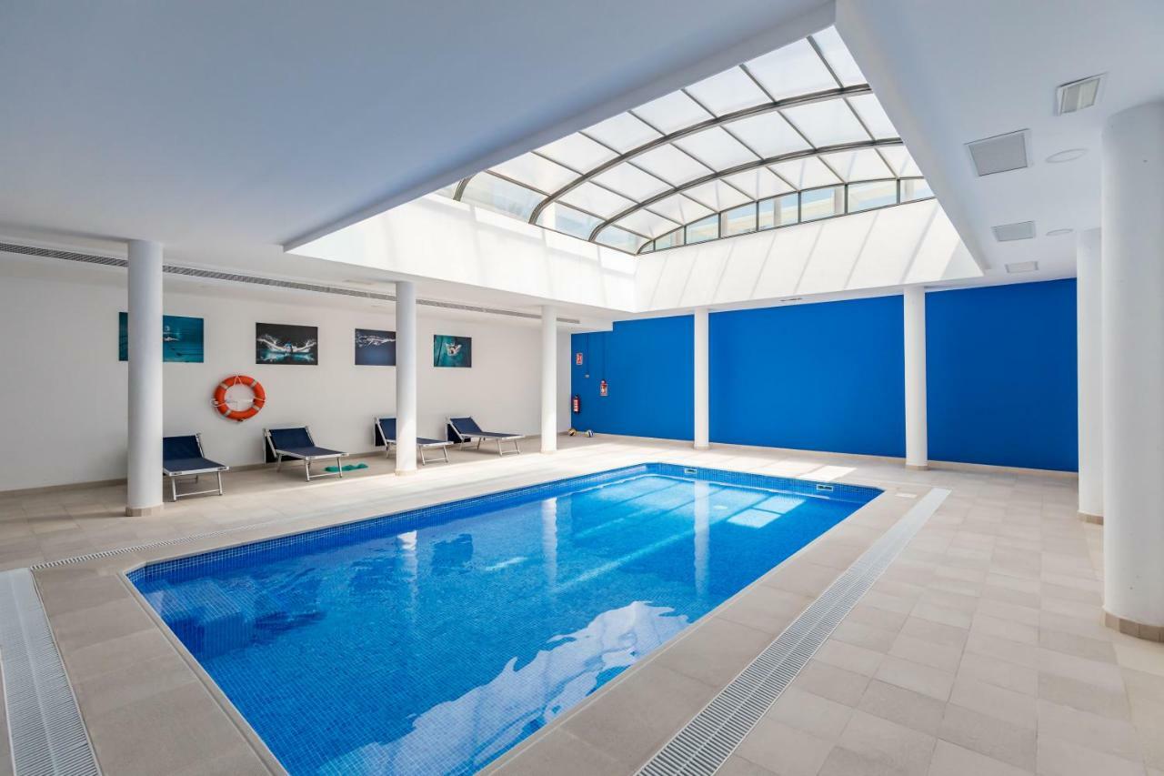 Luxury Beach Front Apartment With Pool Βαλένθια Εξωτερικό φωτογραφία